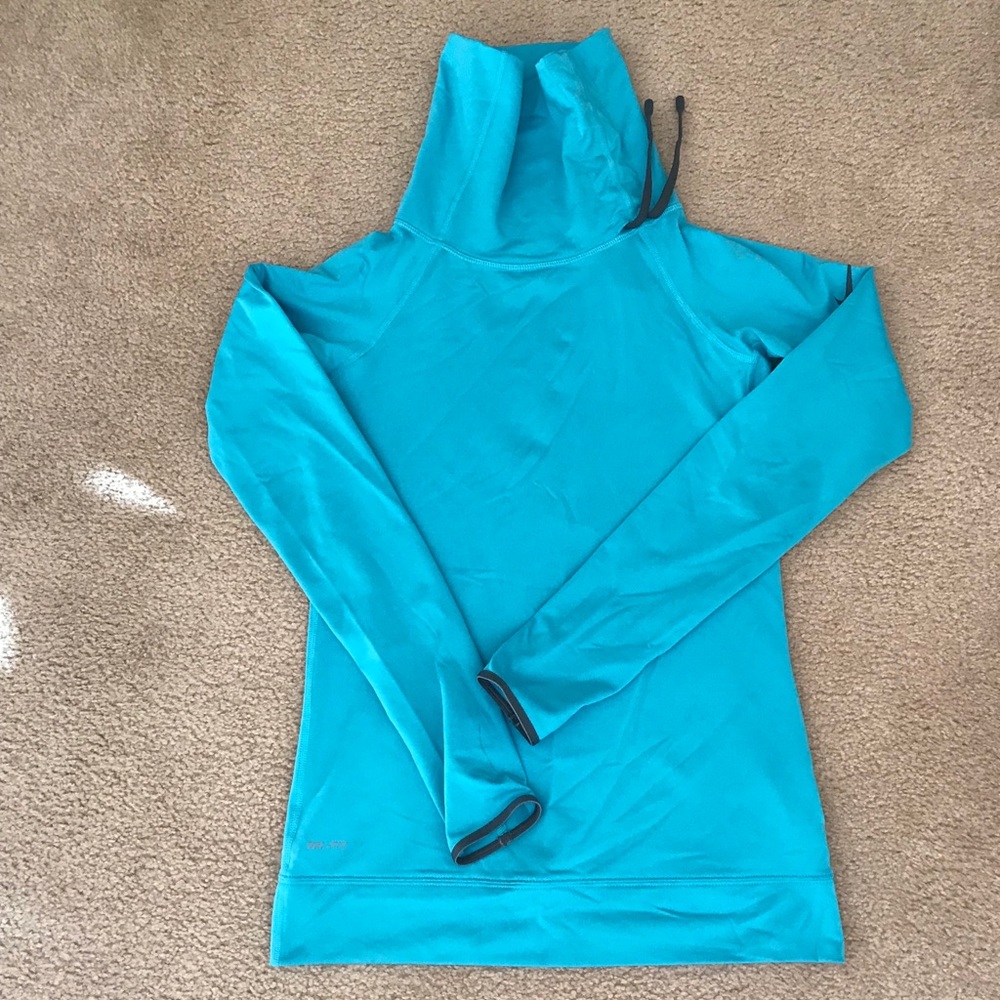 Nike long sleeve dry fit top